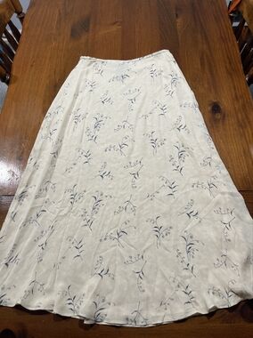 Lauren Ralph Lauren Vintage Womens 100% Silk Cream Blue Dainty Floral Midi Skirt
